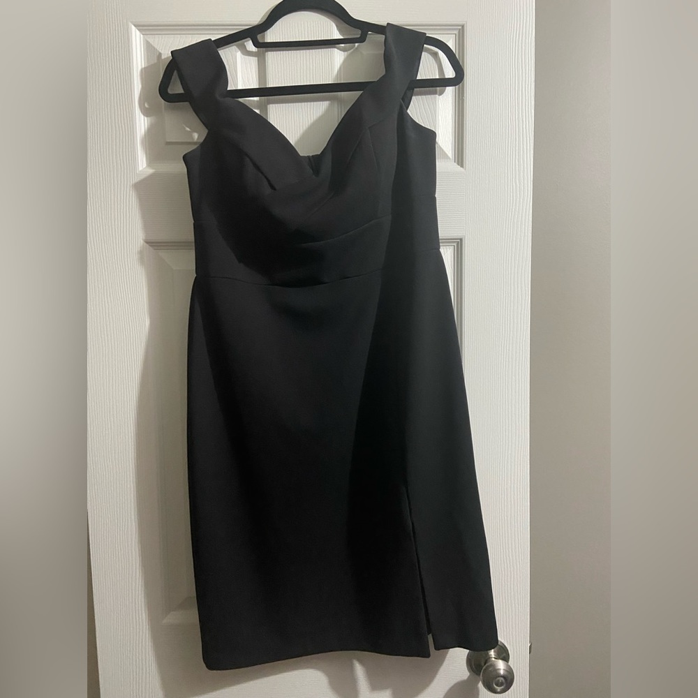 Melanie Lyne Dresss